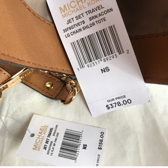 ✅SOLD OUT✅mk chain shoulder Tote set - Picture 6 of 8